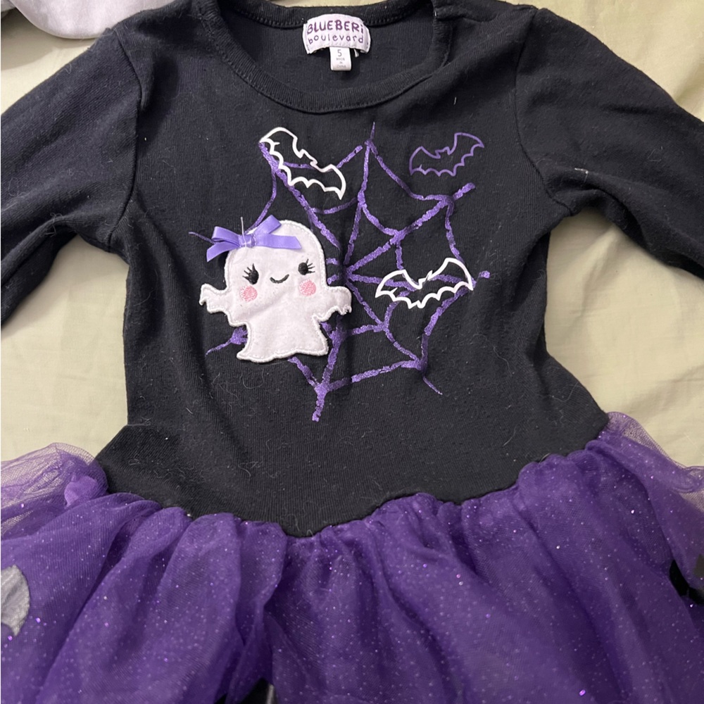 Ultimate Halloween Collection, size 5T - Picture 7 of 13